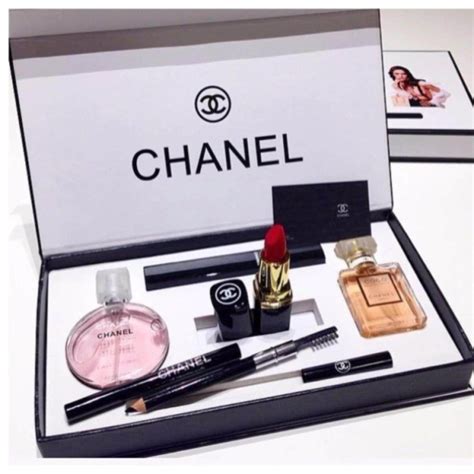 chanel makeup set 5 in 1|Gift Sets .